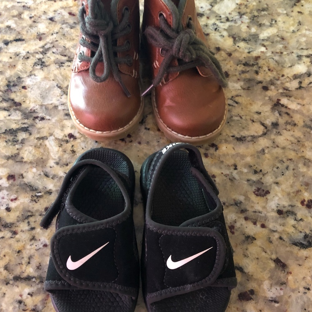 Boy shoes